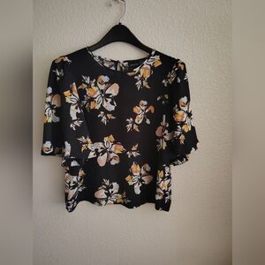 Women's who what wear flower print shirt